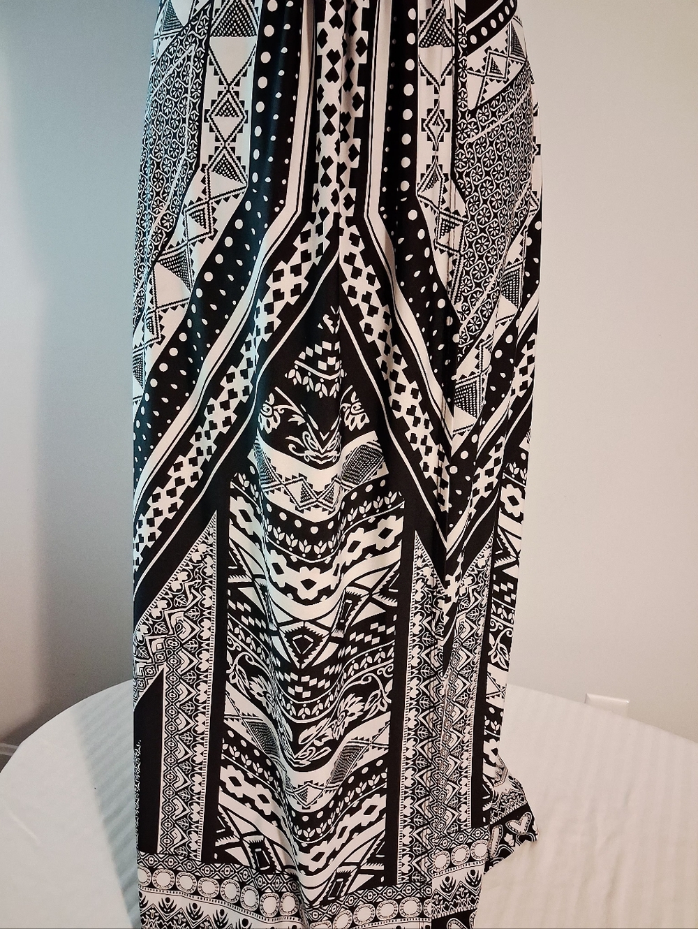 Ashley Stewart Black and White Sleeveless Printed Maxi Dress Size 18/20 - Picture 7 of 12
